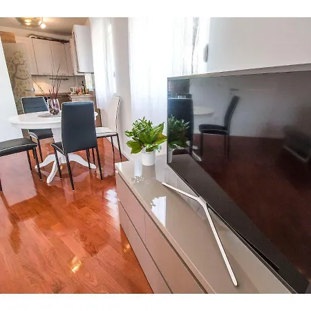 Apartment Olive Tree *